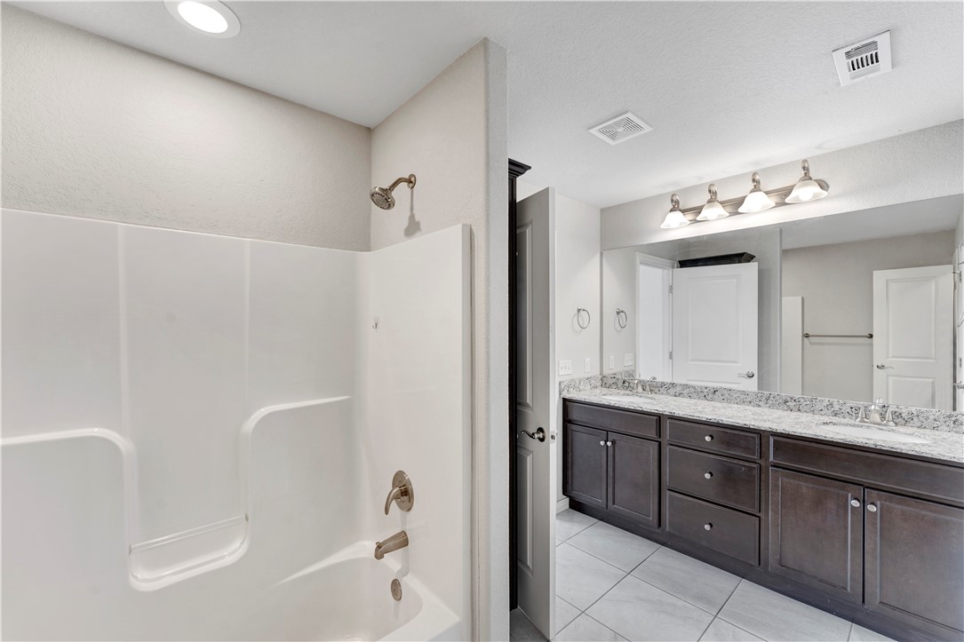Shadowbrooke At The Peaks l Hpr Rogers - Residential