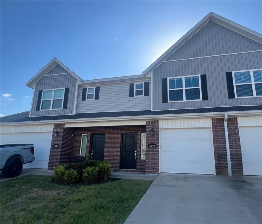 Shadowbrooke At The Peaks l Hpr Rogers - Residential