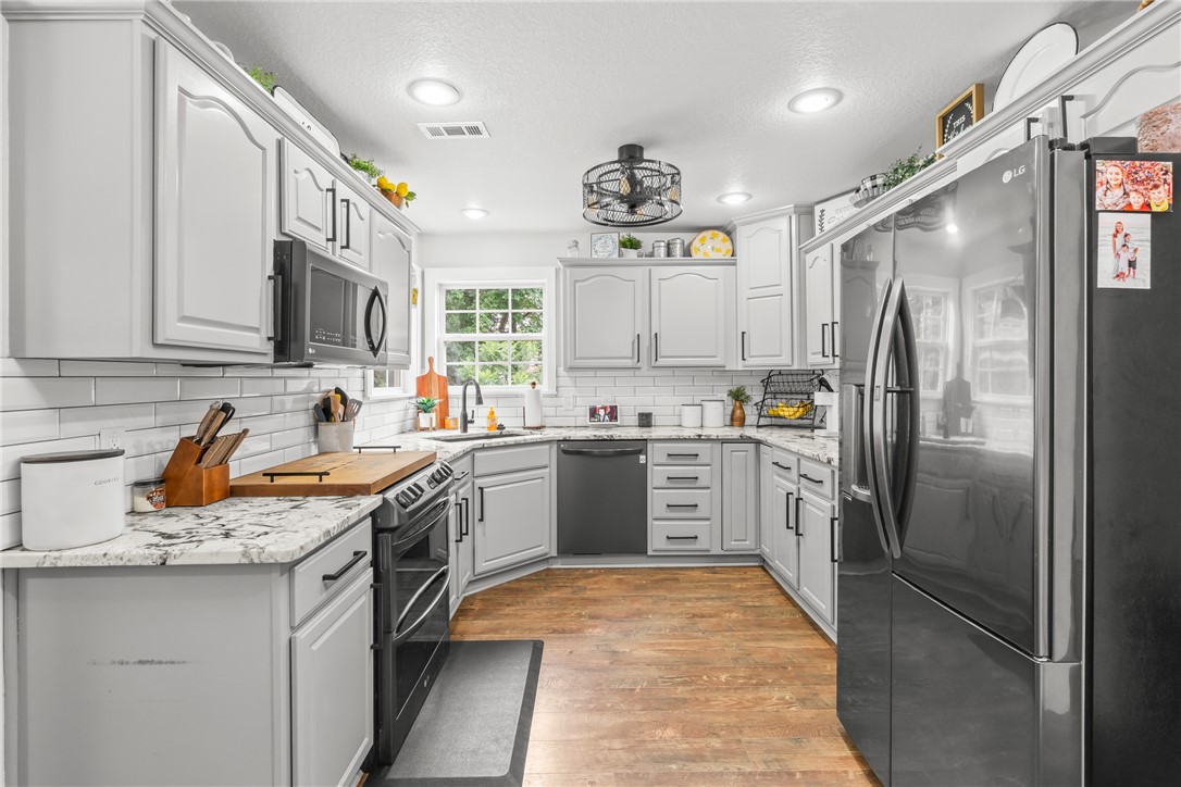 Eagle Crest - Residential