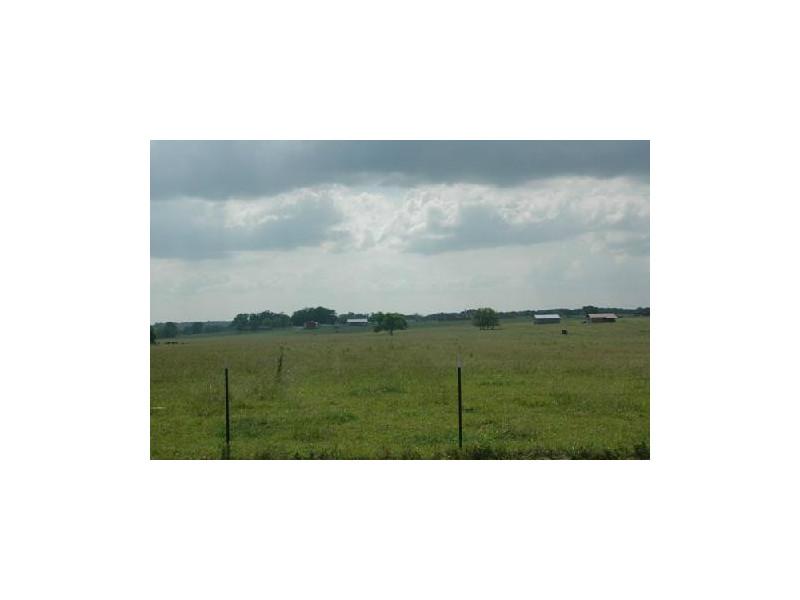 Take advantage of this hard to find acerage in Springdale! Bank owned lot at the intersection of Don Tyson Parkway and Butterfield Coach Rd. This location has easy access and high traffic counts throughout the day. Would be a great location for development. All city utilities are currently available.