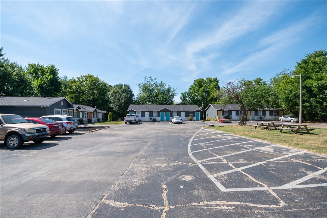 Hayes Sub In Hayes First Add - Residential