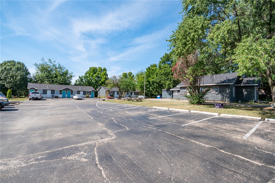 Hayes Sub In Hayes First Add - Residential