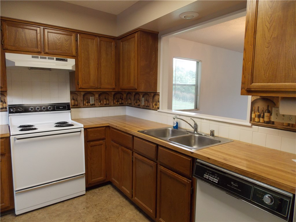Metfield Courts Bvv - Residential