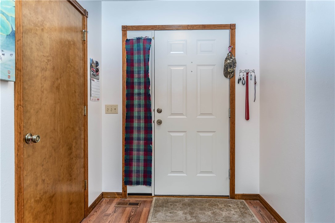 Unit 116 Holiday Island - Residential