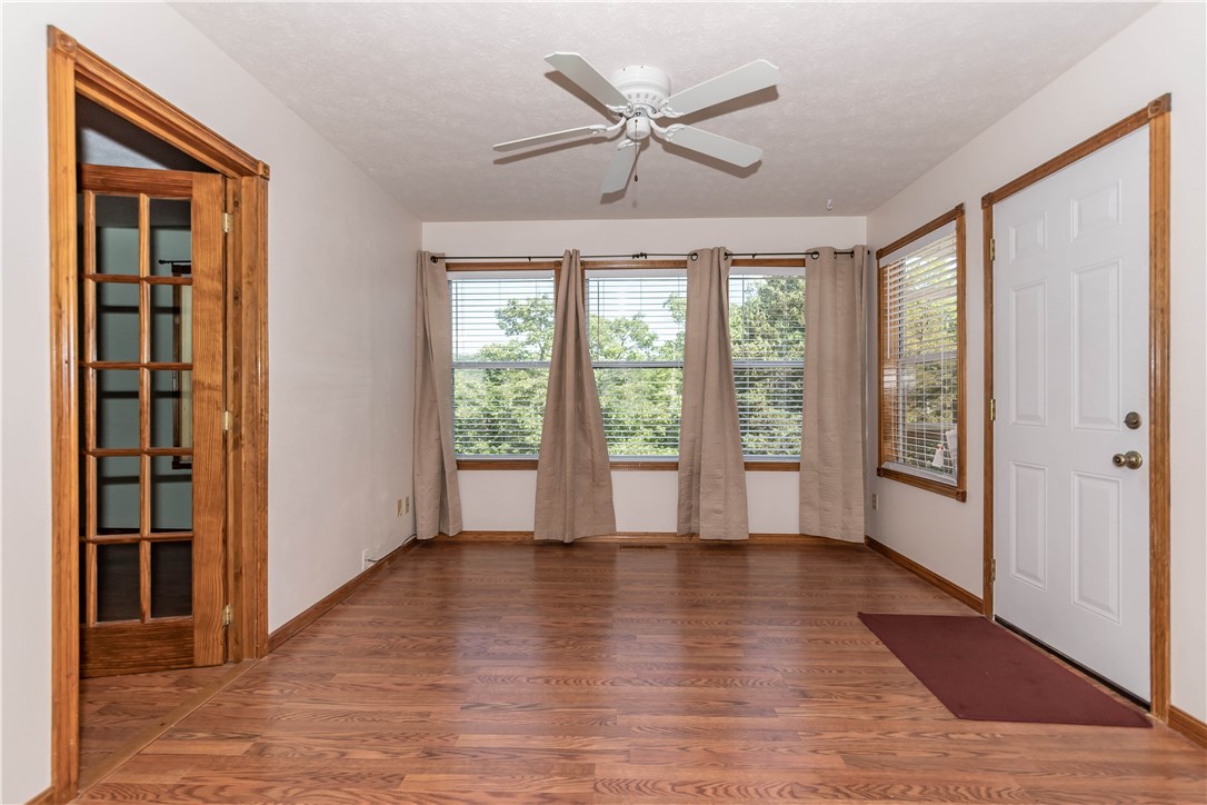 Unit 116 Holiday Island - Residential