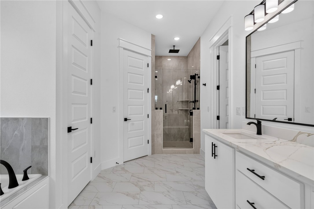 Silver Leaf Estates Ph II Centerton - Residential