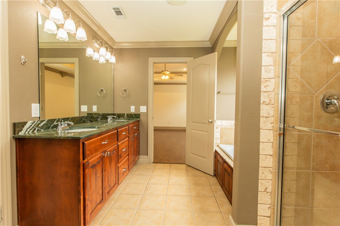 Edens Brooke Sub Ph Iii Bentonville - Residential