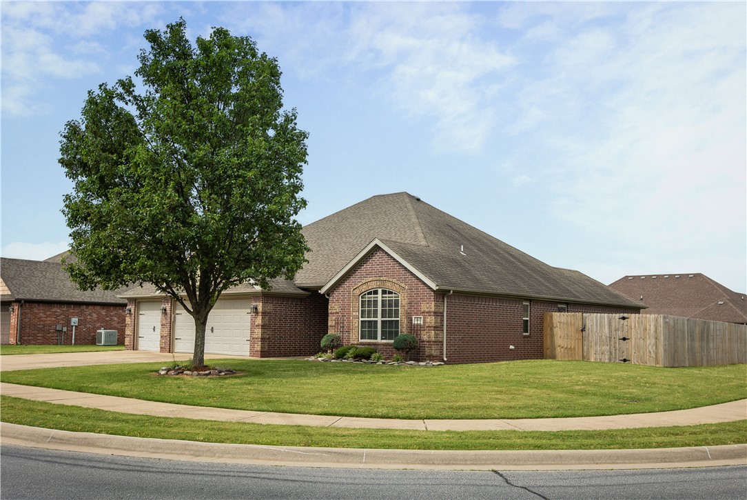Edens Brooke Sub Ph Iii Bentonville - Residential
