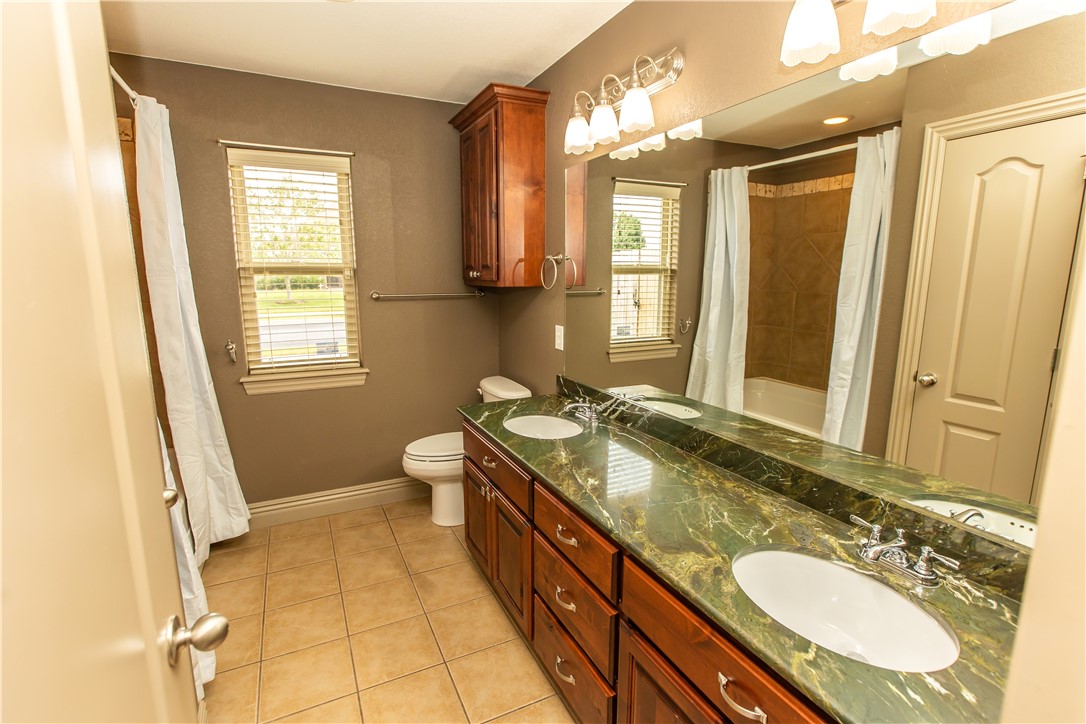 Edens Brooke Sub Ph Iii Bentonville - Residential