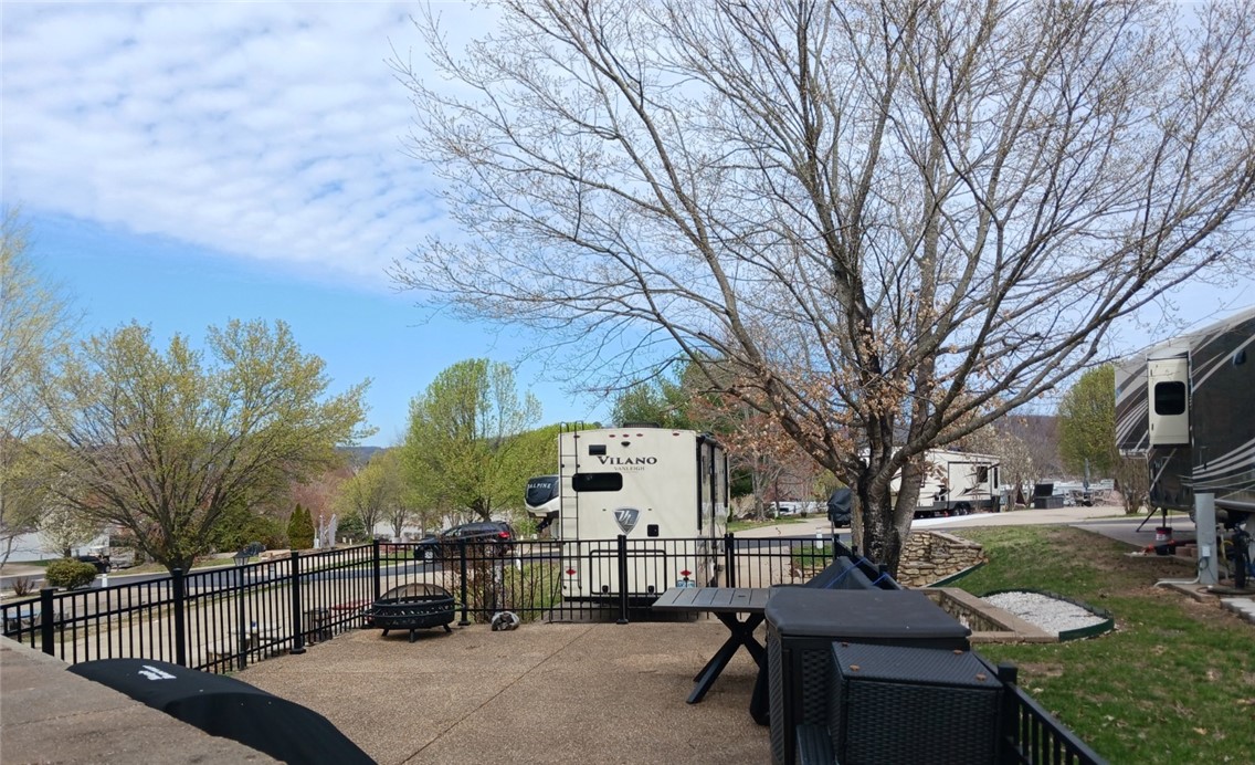 Outdoor Resorts In The Ozarks - Land