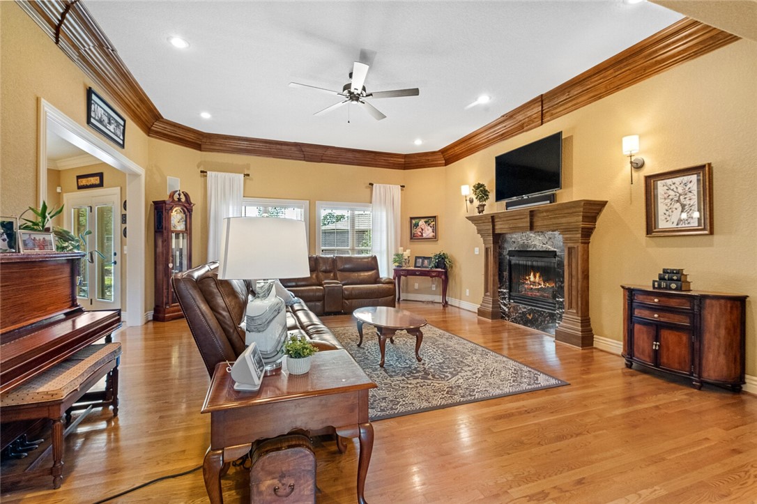 Shadow Valley - Residential