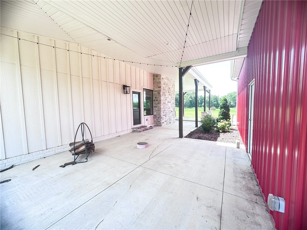 04-20-32-RURAL - Residential