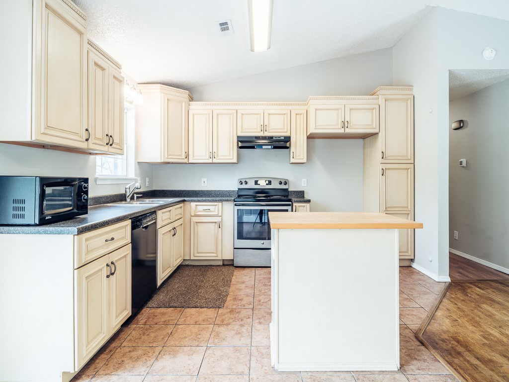 Hampton Sub Bvv - Residential