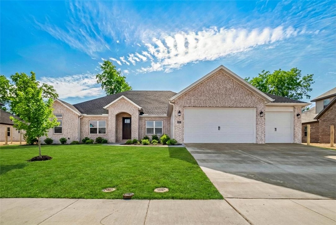 Rare one-level living with 5 bedrooms, 3.5 baths, and 3,385 square feet, this Centerton home is the total package for buyers wanting space, style, and true move-in-ready quality. The open floor plan is built for everyday living and effortless entertaining, anchored by a chef's kitchen with double ovens, quartz countertops, and custom soft-close cabinetry throughout. The primary suite is a private retreat with a spa-style bath, double vanity, tiled shower, and an oversized walk-in closet. A covered patio with a fireplace extends the living space outdoors year-round. With this much space, storage, and thoughtful design, this single-story new construction home near Bentonville, Arkansas. The builder is offering $10,000 towards closing costs.