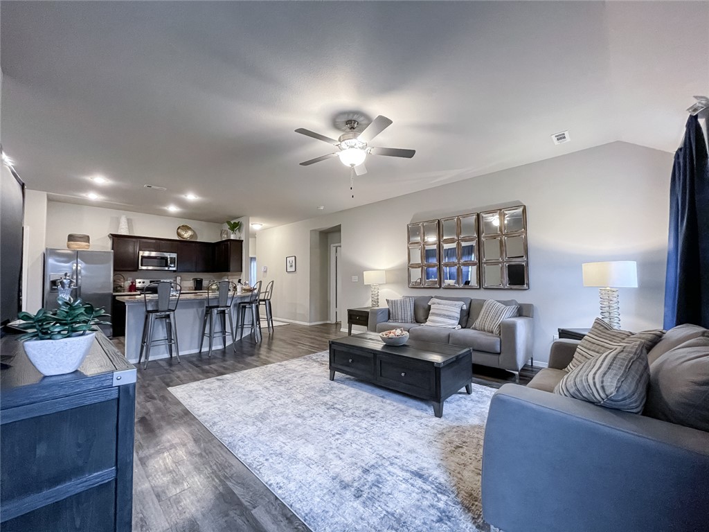 STOKENBURY FARMS VI - Residential