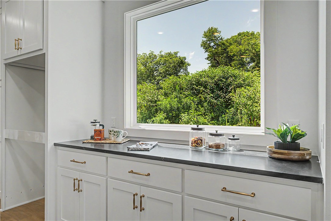Lands End - Residential