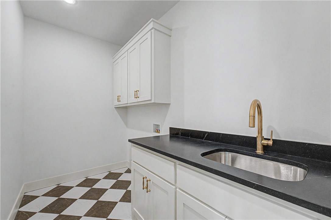 Lands End - Residential