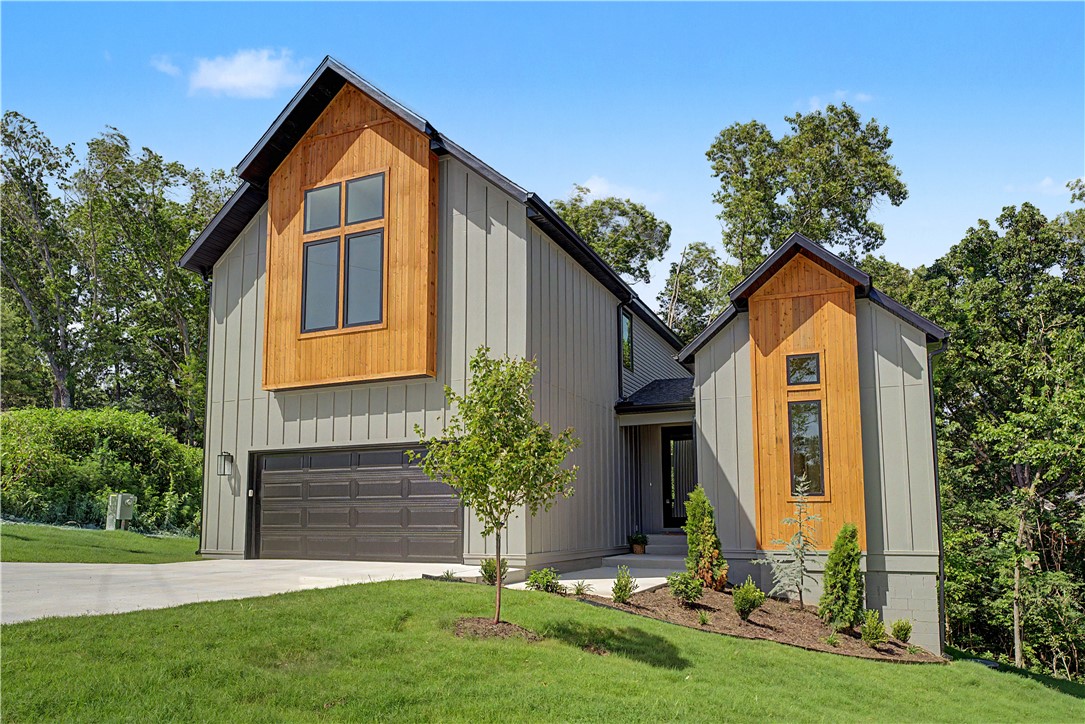 Lands End - Residential
