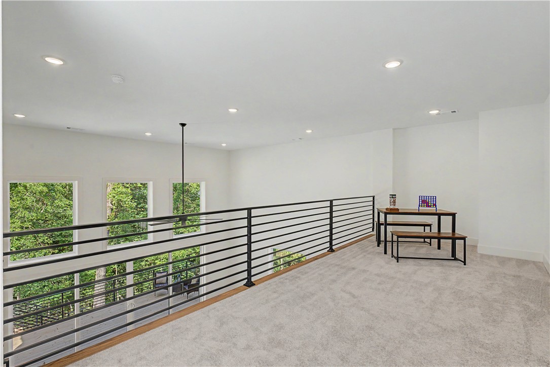 Lands End - Residential