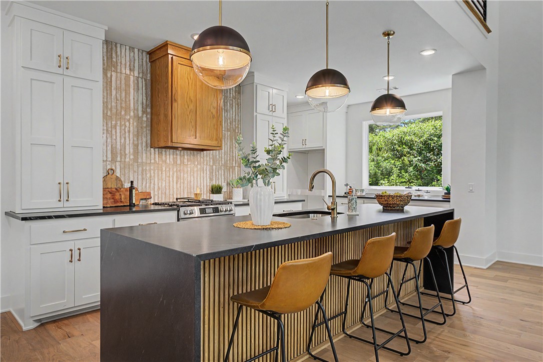 Lands End - Residential