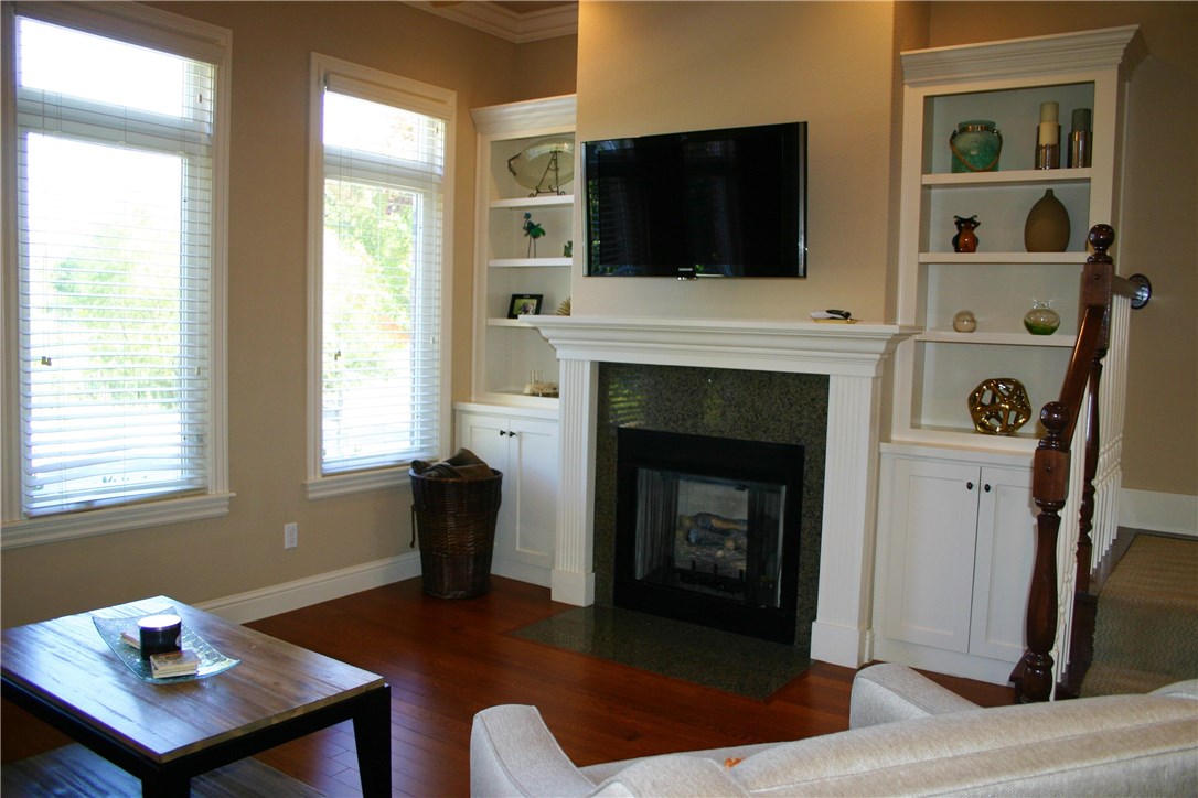 Lakewood Sub - Residential Lease