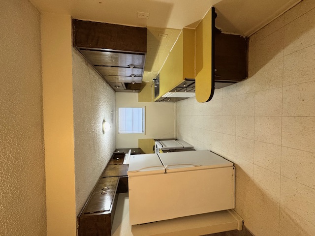 American Sub - Residential Lease