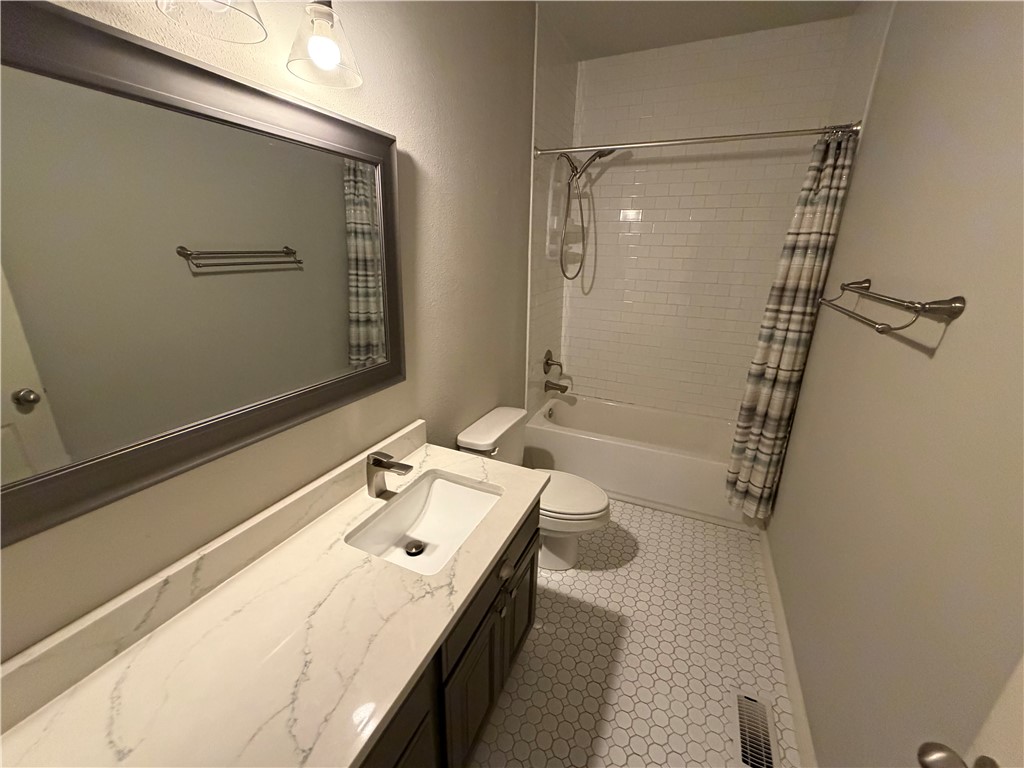 Huntingdon Sub - Residential Lease