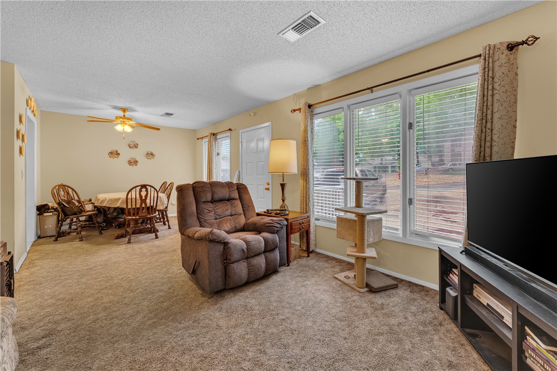 Townhouse Tct 3 A/K/A Drake Court Bvv - Residential