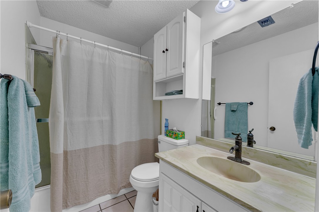 Townhouse Tct 3 A/K/A Drake Court Bvv - Residential