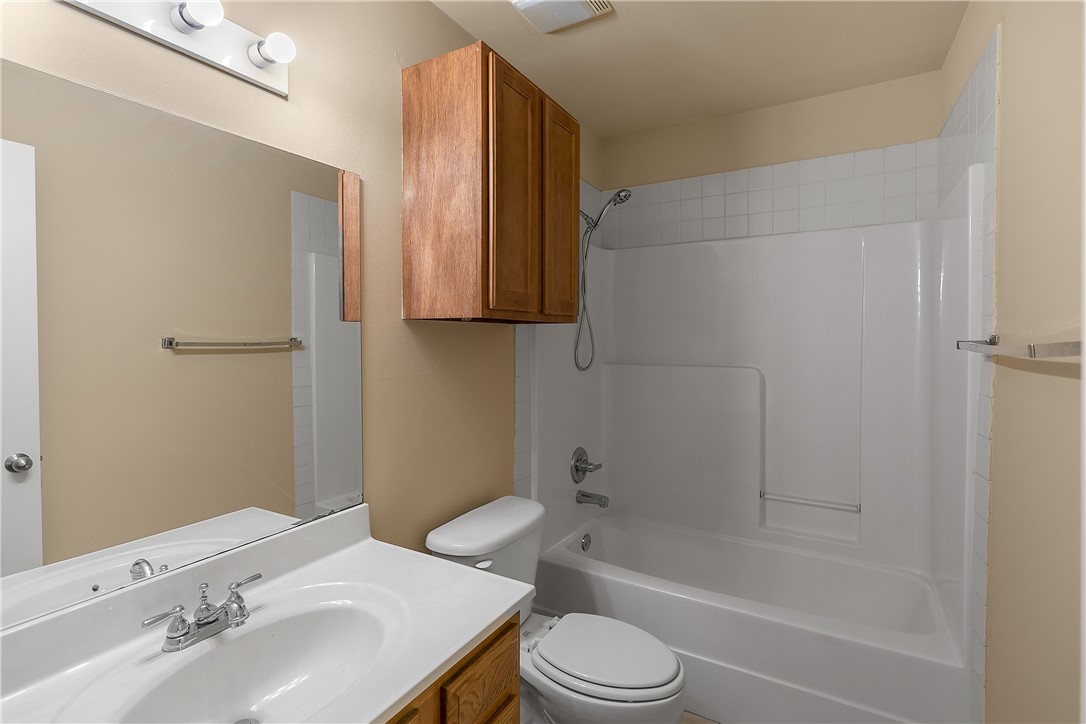 Carriage Square Sub Bentonville - Residential Lease