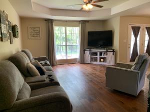 Willow Creek Estates - Residential