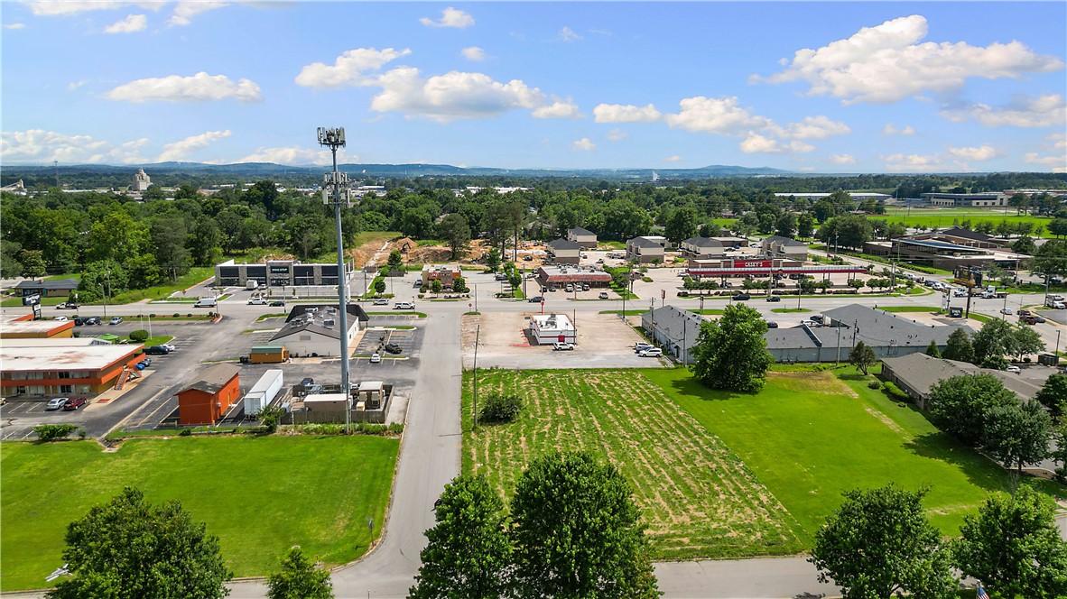 West End Plaza - Land