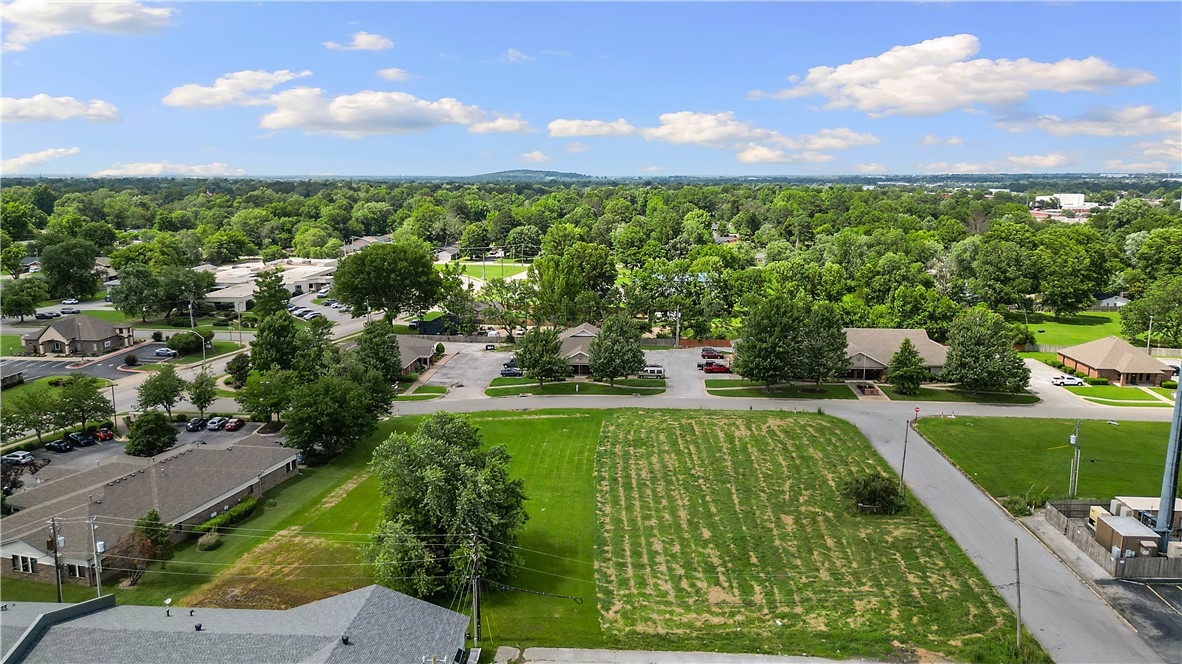 West End Plaza - Land