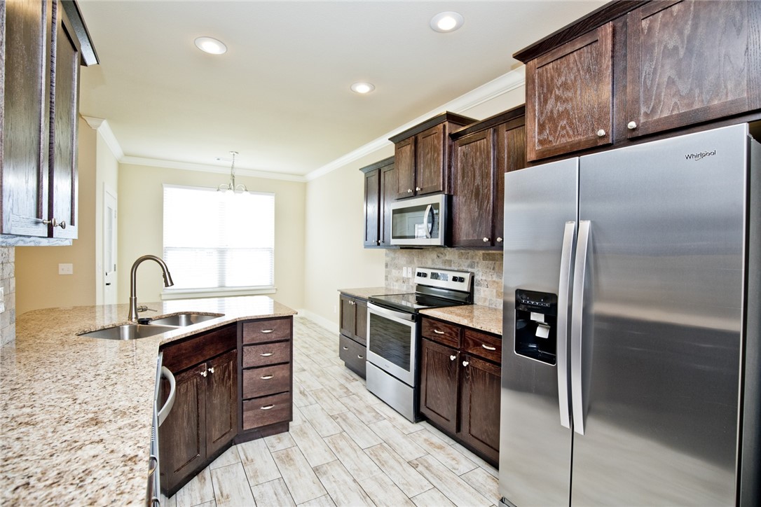 Willow Run Pea Ridge - Residential Lease