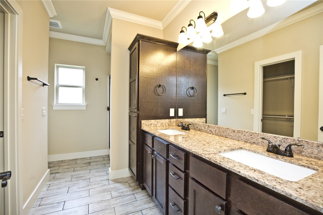 Willow Run Pea Ridge - Residential Lease