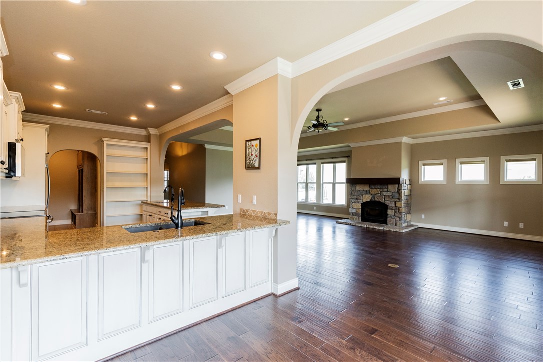 Hunt's Lakeside Estates - Residential