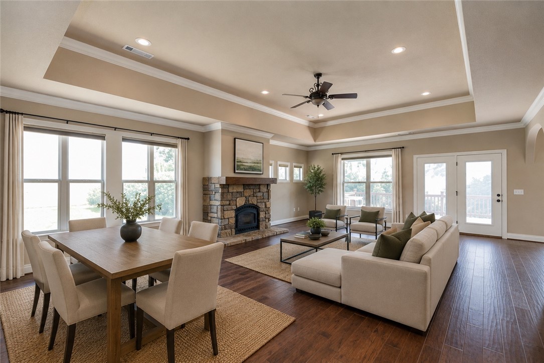 Hunt's Lakeside Estates - Residential