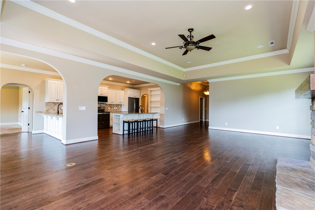 Hunt's Lakeside Estates - Residential