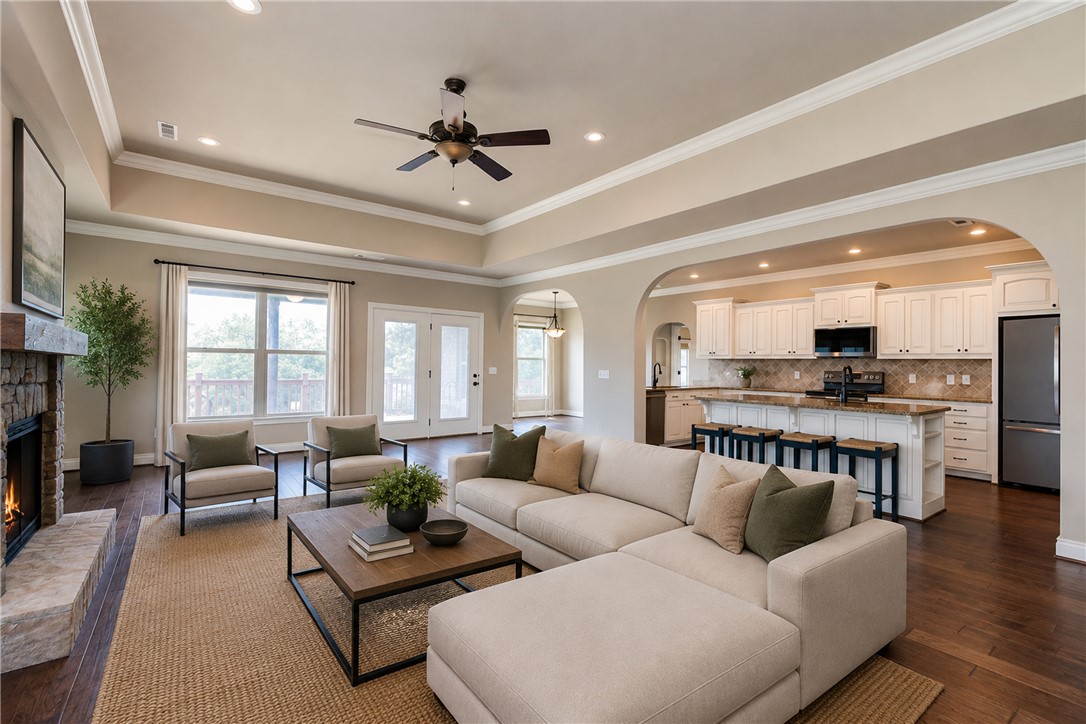 Hunt's Lakeside Estates - Residential