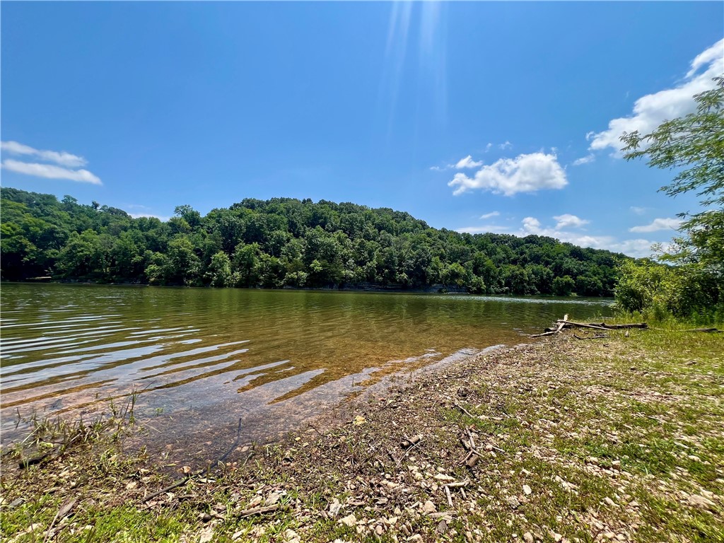 Hunt's Lakeside Estates - Residential