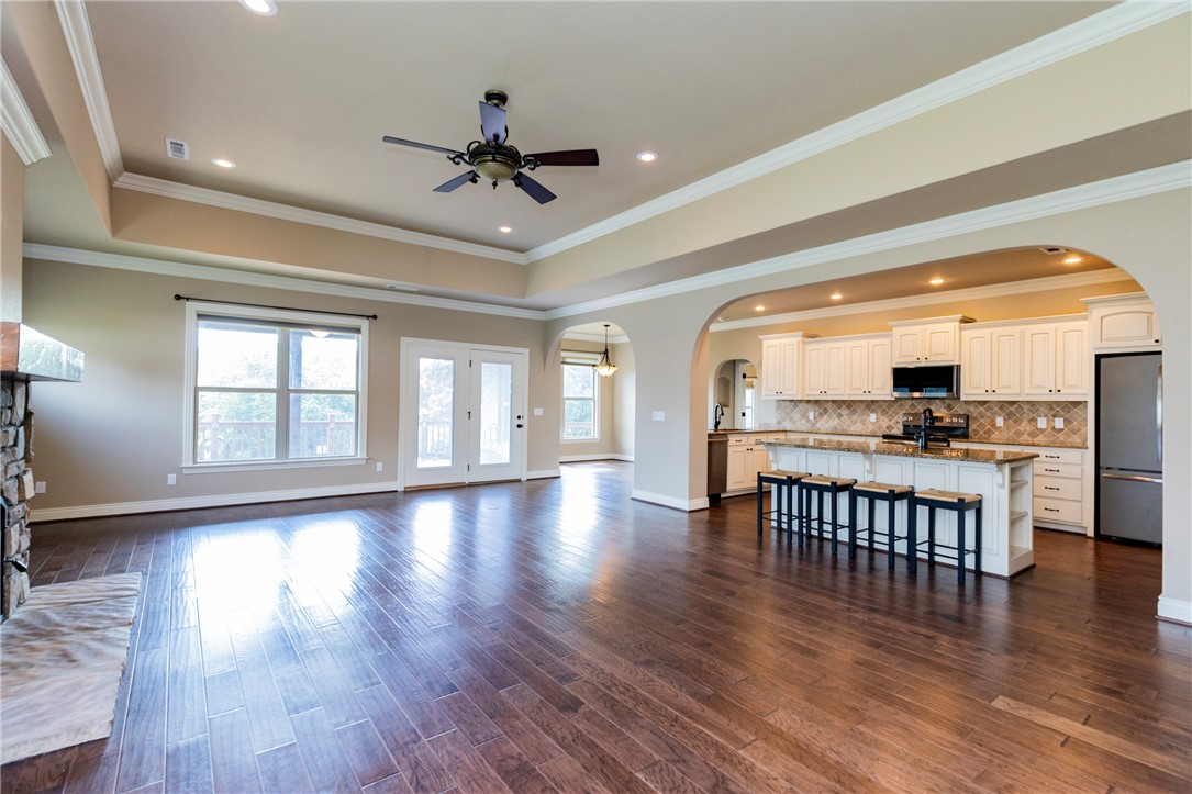 Hunt's Lakeside Estates - Residential