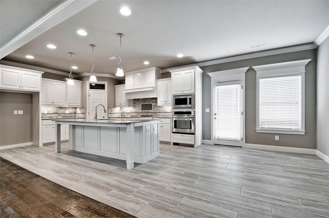 Iveys Ph I, The Rogers - Residential Lease