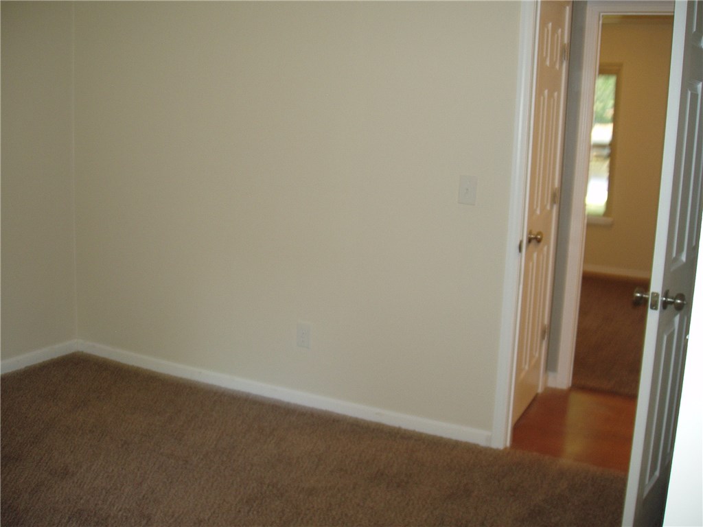 North Briar Sub - Residential Lease