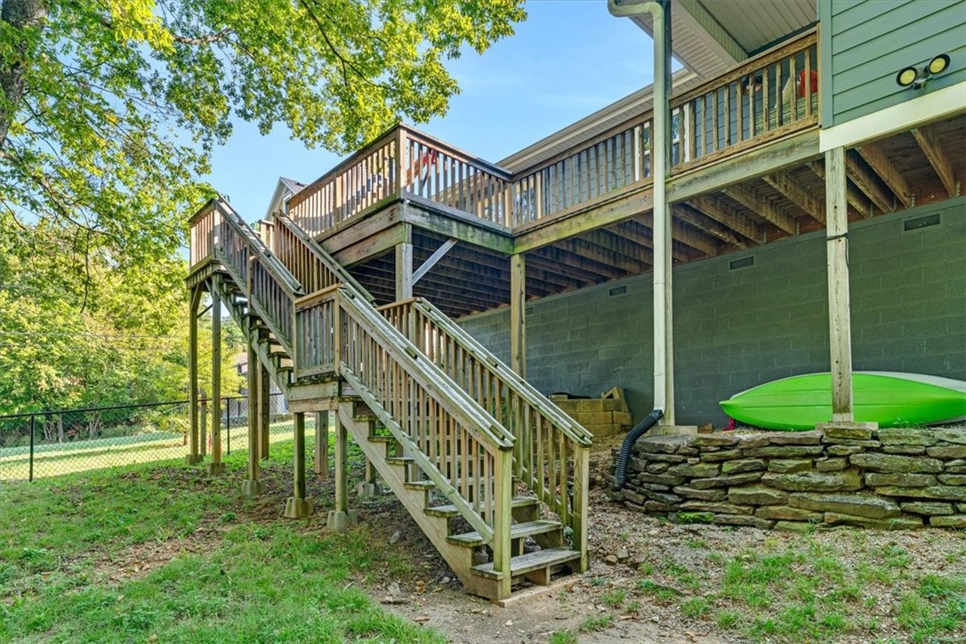Hendrys Add - Residential Lease