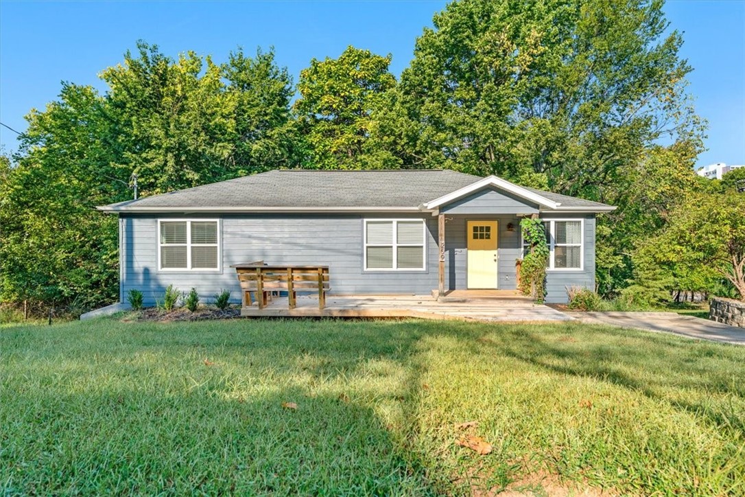 Hendrys Add - Residential Lease