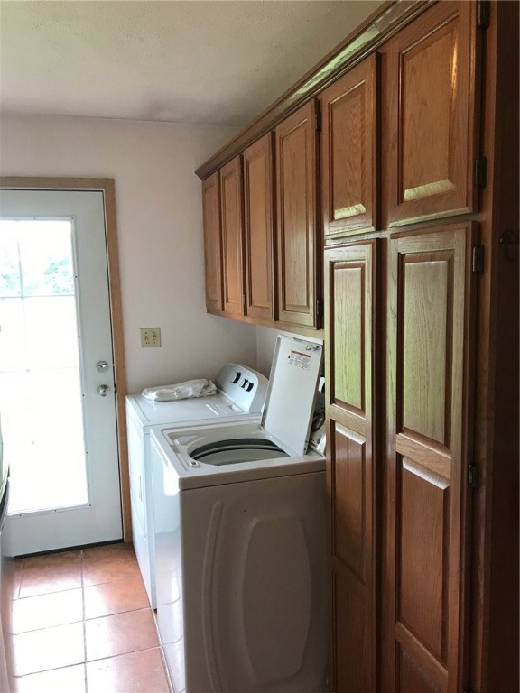 12-20-33-GRAVETTE - Residential