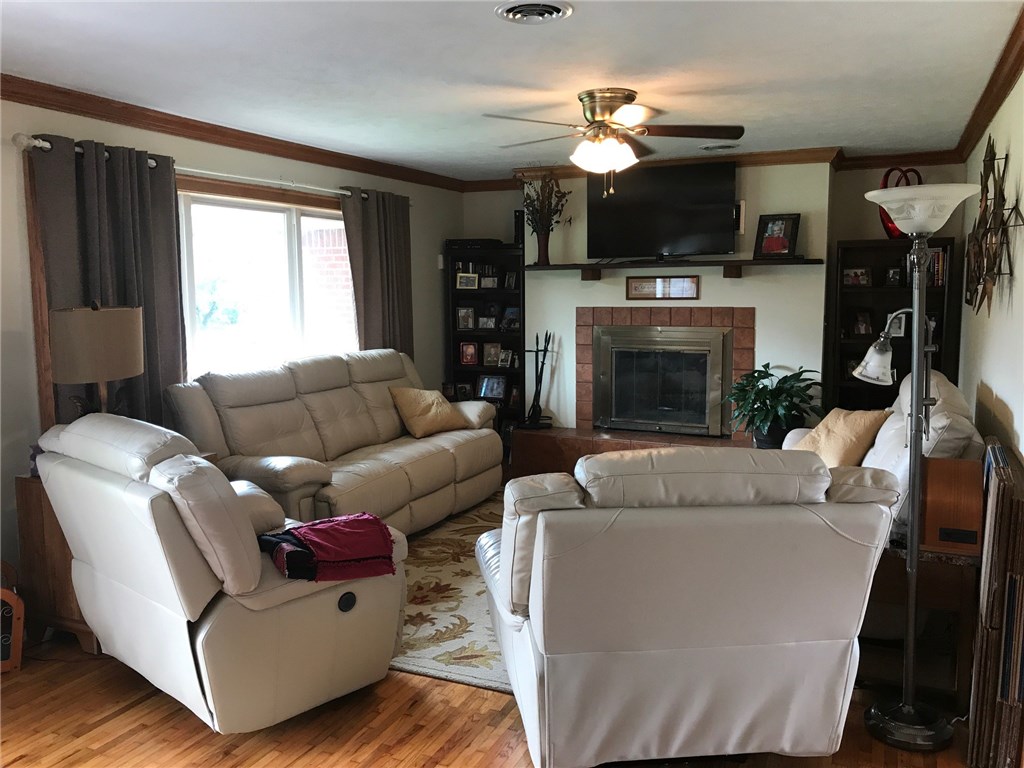12-20-33-GRAVETTE - Residential