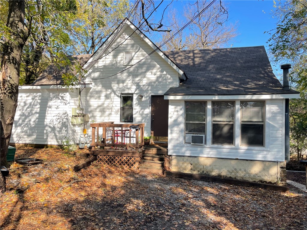 Archais-Bushnell - Residential Lease