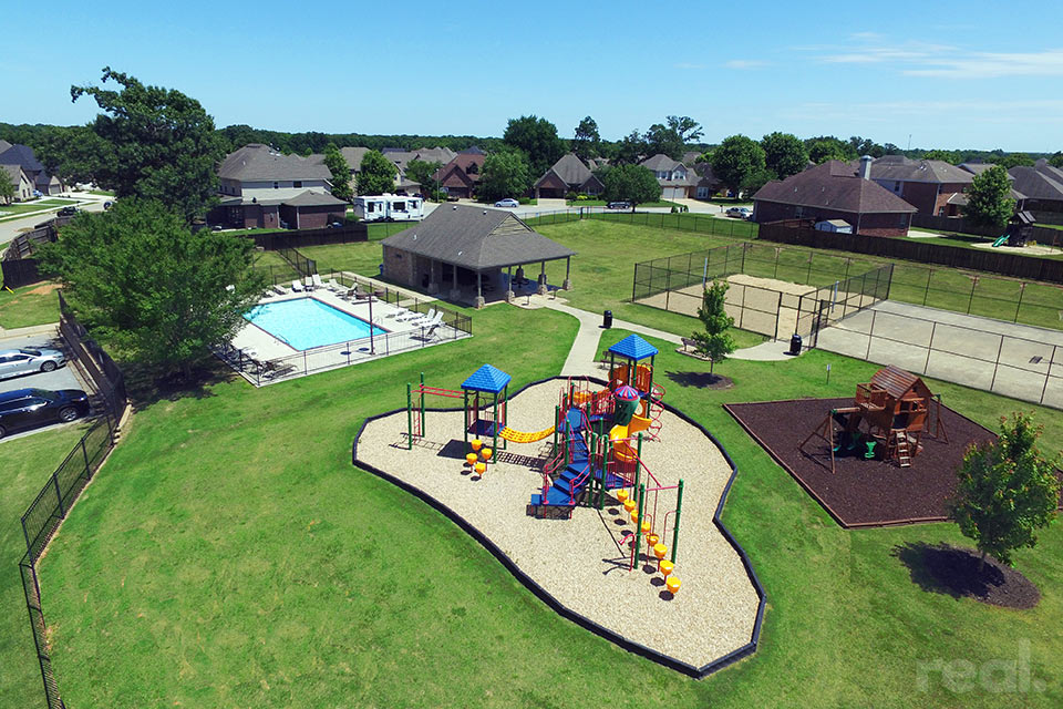 Woods Creek South Sub Ph II Bentonville - Residential