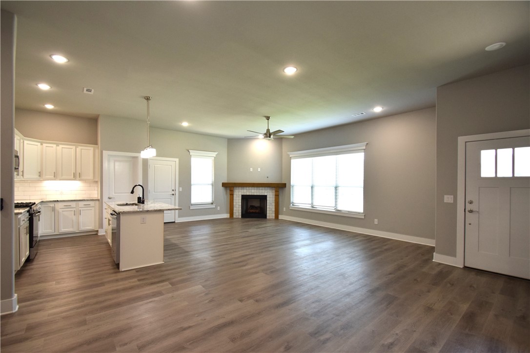 Osage Hills Sub Ph 1 Bentonville - Residential Lease